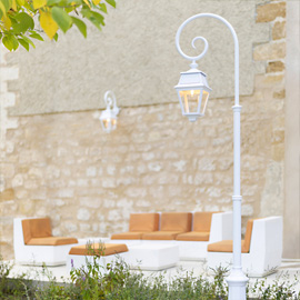 Avenue 2 Model 8 Lamp Post